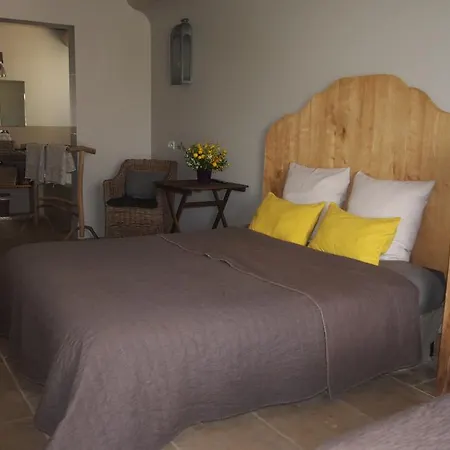 La Maison Des Collines ゲストハウス