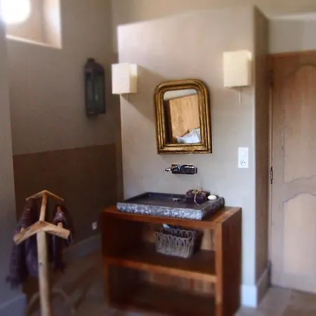 La Maison Des Collines ゲストハウス