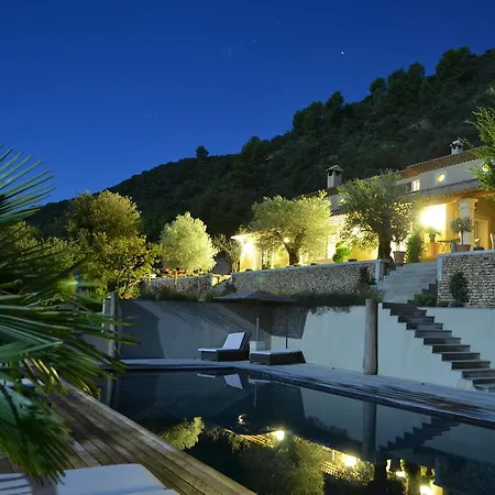 La Maison Des Collines ゲストハウス